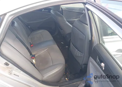 2013 Hyundai Sonata Se 2.0T z USA, uszkodzony, nr VIN 5NPEC4AB4DH697900